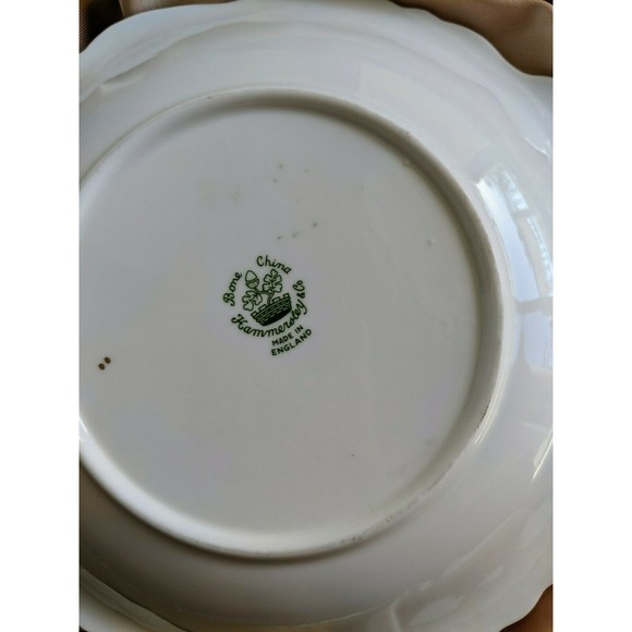 Hammersley Fine Bone China Gold Thistle plate in original box - Picture 3 of 3